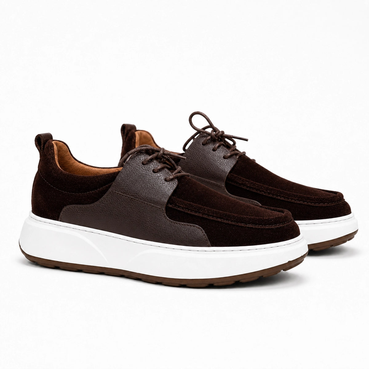Valméro: Sneakers à Bout Mocassin - Daim Marron